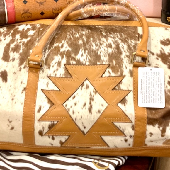 Boho Luxe Duffle Weekender Leather Cowhide Travel Black, Tan and Brown and White - Picture 4 of 9